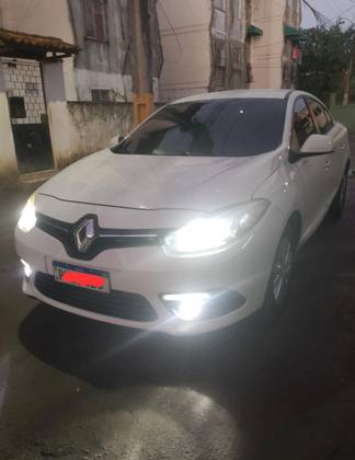 RENAULT FLUENCE 2.0 DYNAMIQUE 16V FLEX 4P AUTOMÁTICO RENAULT FLUENCE 2.0 DYNAMIQUE 16V FLEX 4P AUTOMÁTICO
